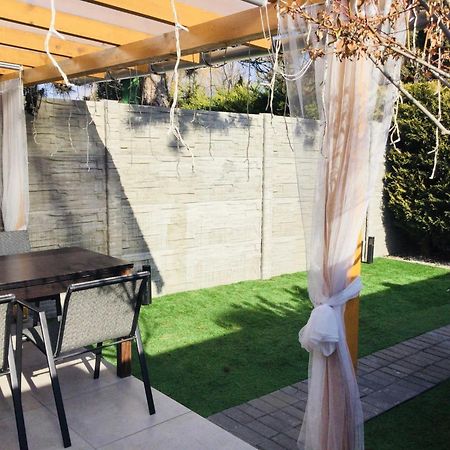 Baky House Apartment Balatonlelle Luaran gambar