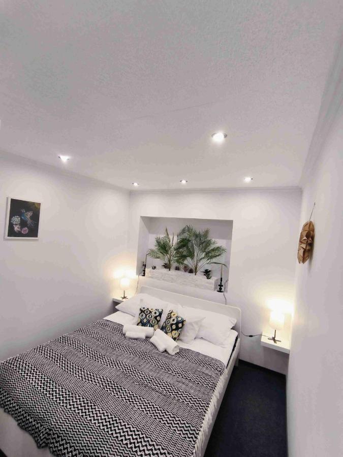 Baky House Apartment Balatonlelle Luaran gambar