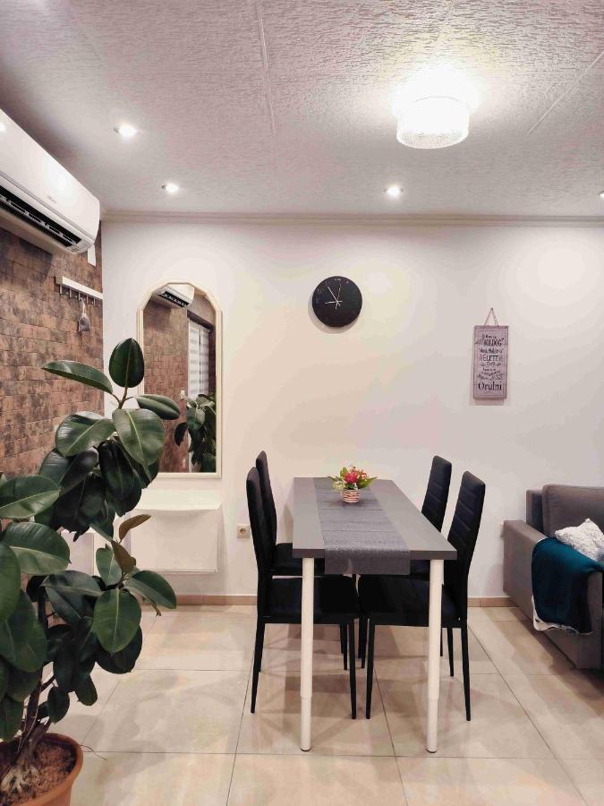Baky House Apartment Balatonlelle Luaran gambar
