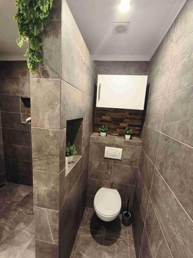 Baky House Apartment Balatonlelle Luaran gambar
