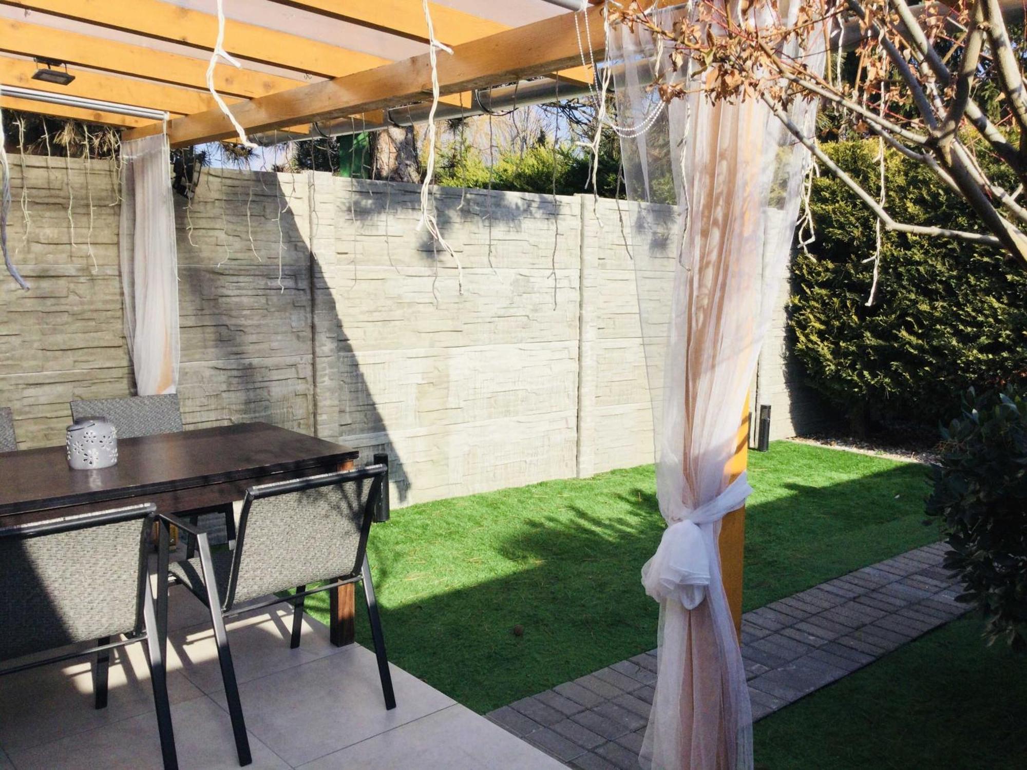 Baky House Apartment Balatonlelle Luaran gambar