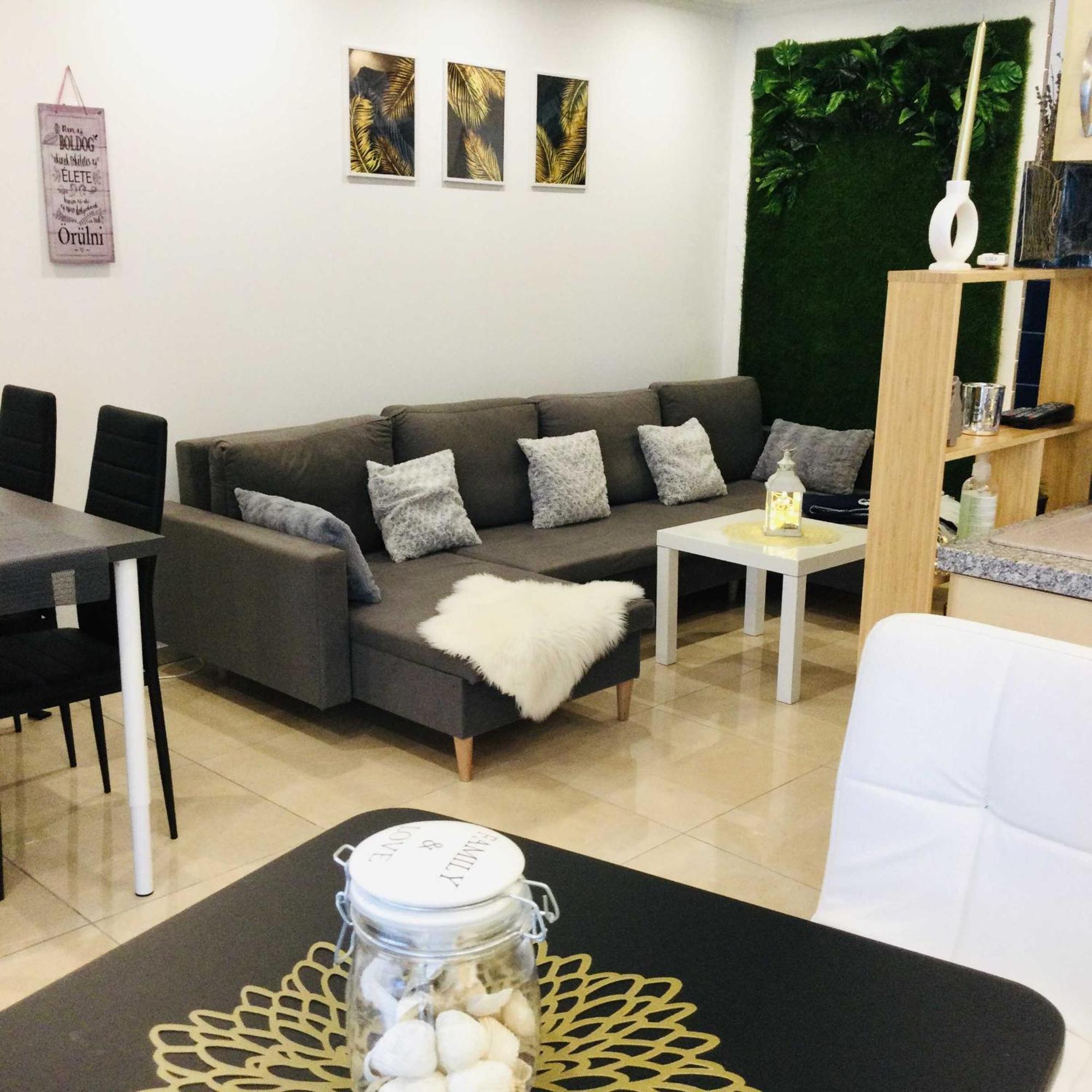 Baky House Apartment Balatonlelle Luaran gambar